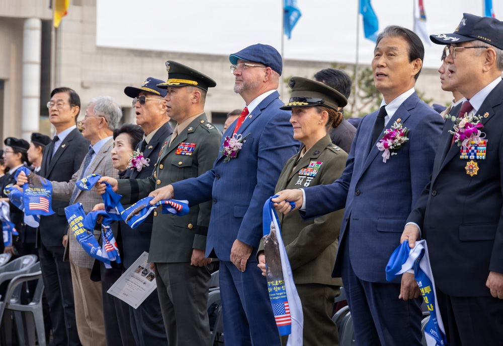 MARFORK Attends the Changjin Campaign Commemoration and Memorial Ceremony