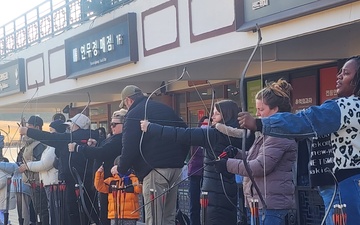 Head Start Program connects K-16 community with Korean culture