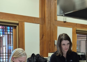 Head Start Program connects K-16 community with Korean culture