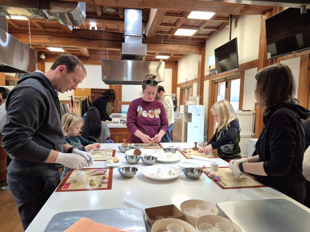 Head Start Program connects K-16 community with Korean culture