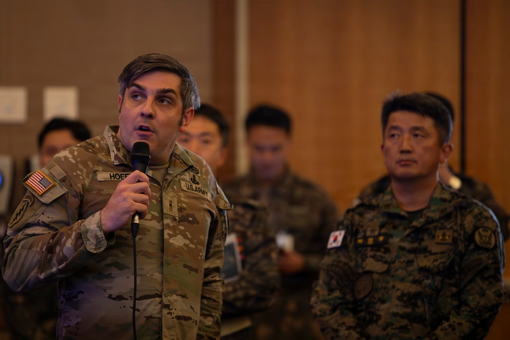 Armed Forces Command Teams of the United States and Republic of Korea meet at C5ISRT Summit Meeting