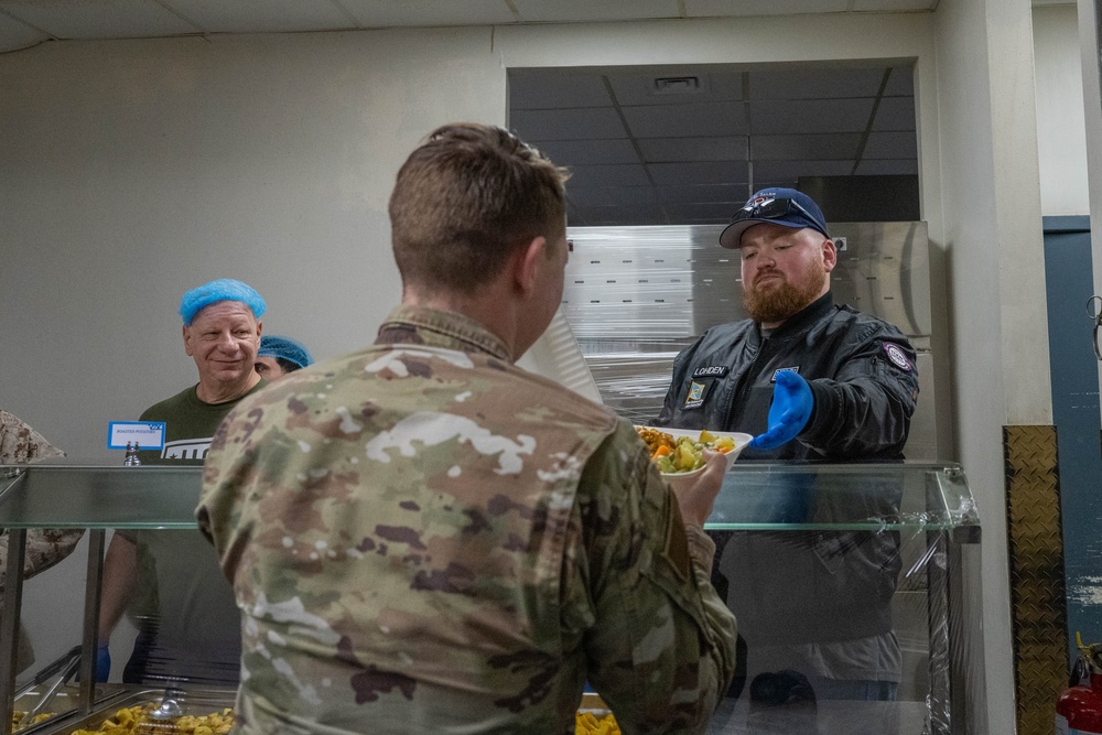 332nd Air Expeditionary Wing hosts USO Tour