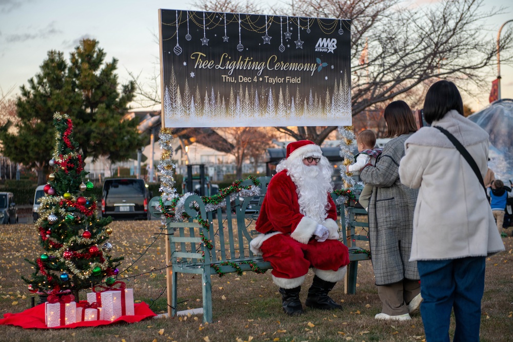 NAF Atsugi Celebrates The 2025 Tree Lighting Ceremony