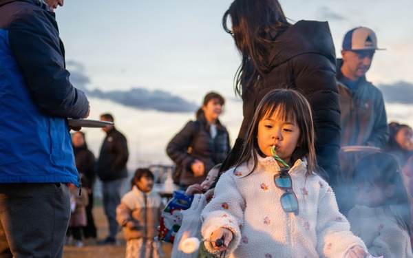 NAF Atsugi Celebrates The 2025 Tree Lighting Ceremony