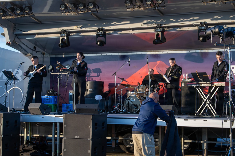 NAF Atsugi Celebrates The 2025 Tree Lighting Ceremony