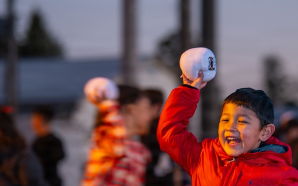 NAF Atsugi Celebrates The 2025 Tree Lighting Ceremony