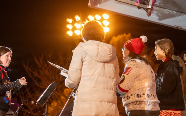 NAF Atsugi Celebrates The 2025 Tree Lighting Ceremony