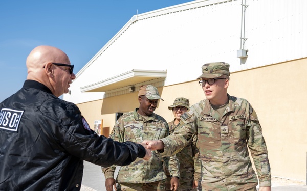 332nd Air Expeditionary Wing hosts USO Tour