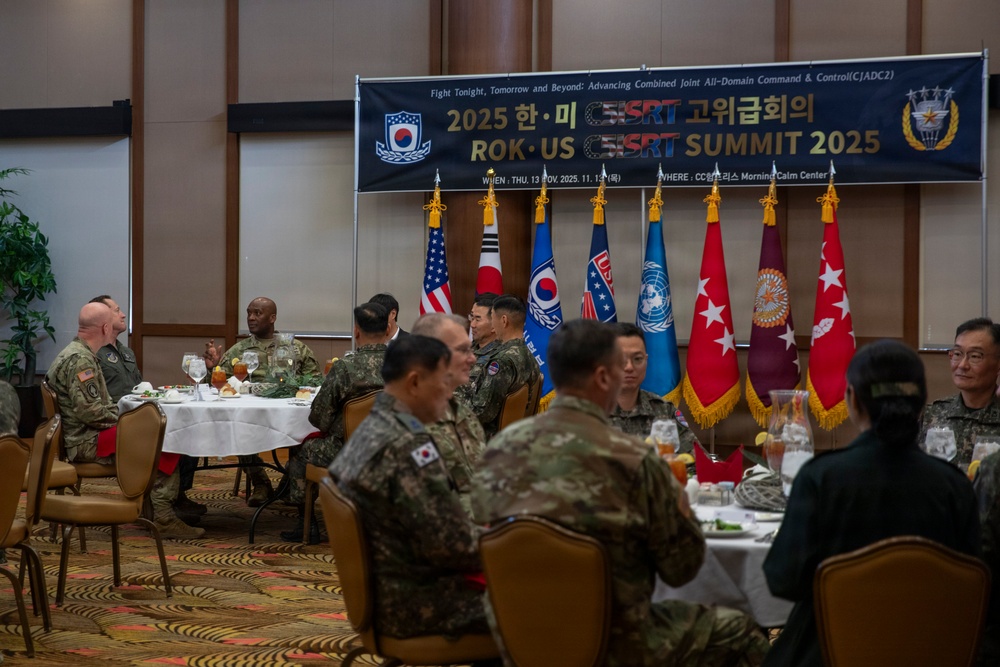 Armed Forces Command Teams of the United States and Republic of Korea meet at C5ISRT Summit