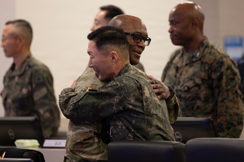 Armed Forces Command Teams of the United States and Republic of Korea meet for C5ISRT Summit.