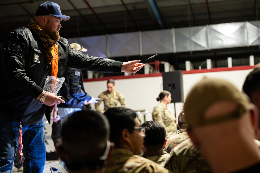 332nd Air Expeditionary Wing hosts USO Tour
