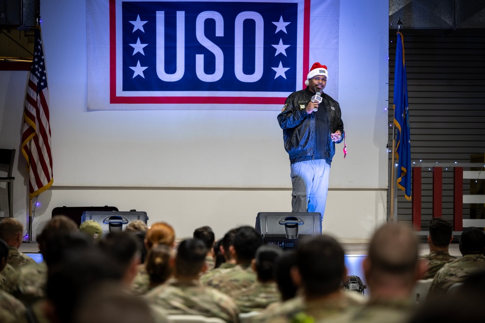 332nd Air Expeditionary Wing hosts USO Tour