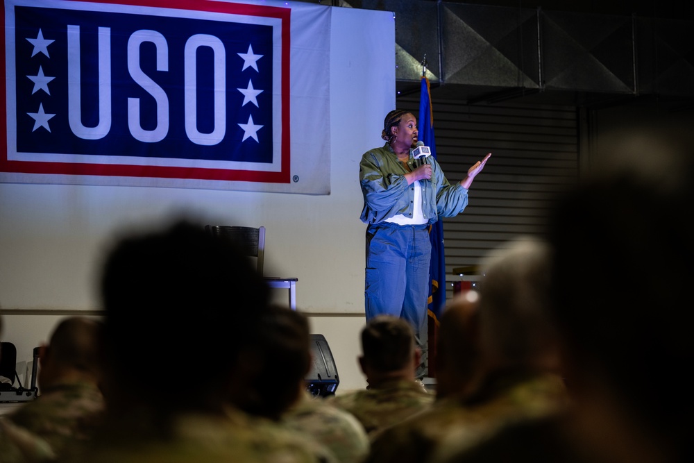 332nd Air Expeditionary Wing hosts USO Tour