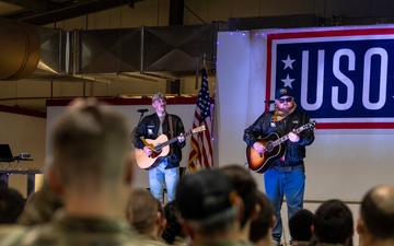 332nd Air Expeditionary Wing hosts USO Tour