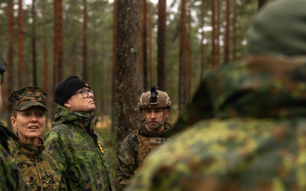 2nd MLG Commanding General and leaders from NATO Ally and Partner nations visit bilateral training