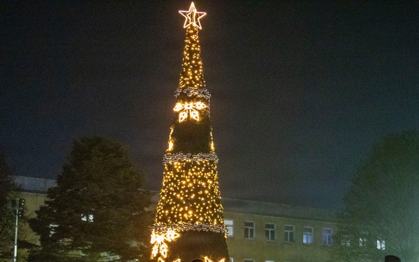 USAG Poland and 3rd ID Powidz tree lighting ceremony