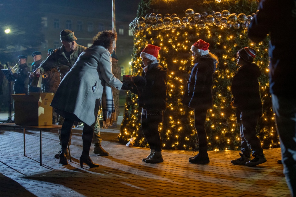 USAG Poland and 3rd ID Powidz tree lighting ceremony
