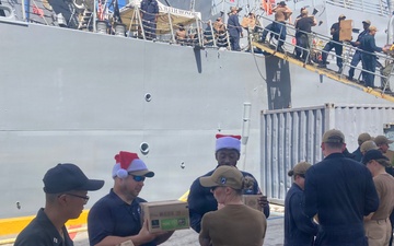 NAVSUP FLC Jacksonville supports USS Stockdale port visit