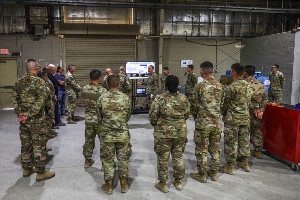 Lt. Gen. Frank Visits ARCENT Innovation and Manufacturing Center