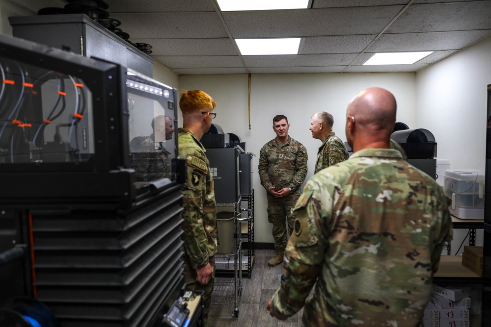Lt. Gen. Frank Visits ARCENT Innovation and Manufacturing Center