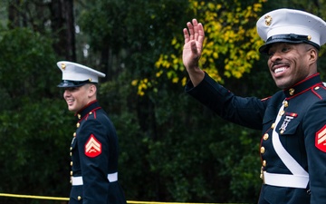 Parris Island Marine Band Performs at the Bluffton Christmas Parade