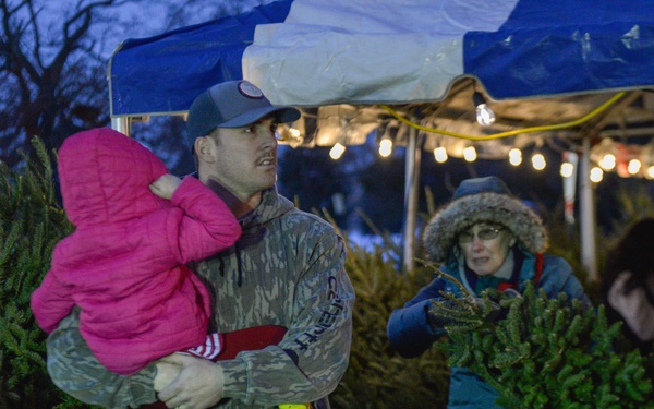 MWR Holiday Extravaganza