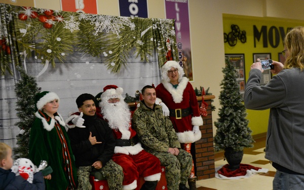 MWR Holiday Extravaganza