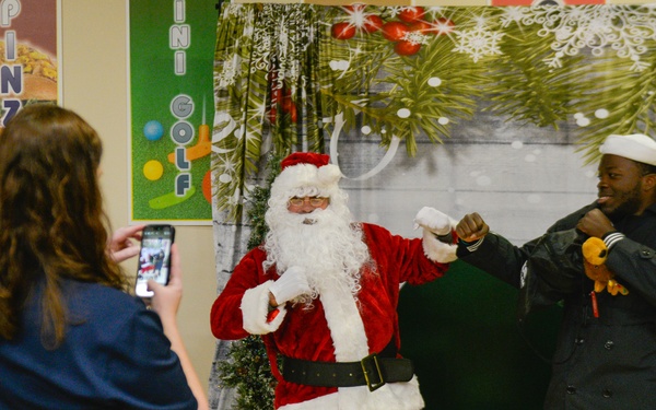 MWR Holiday Extravaganza