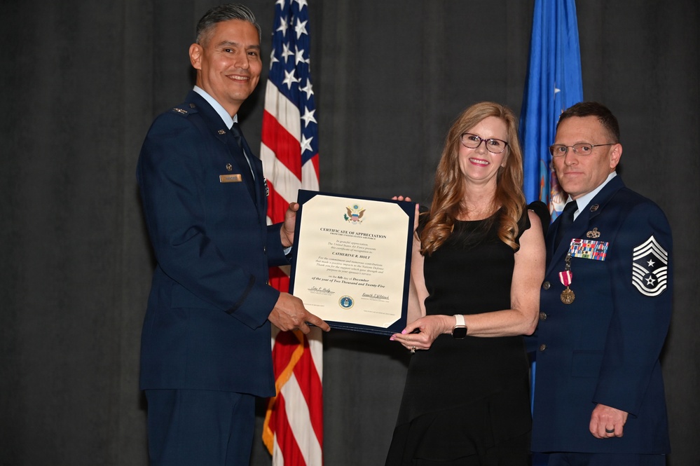 Wing Command Chief Holt concludes three-decade career