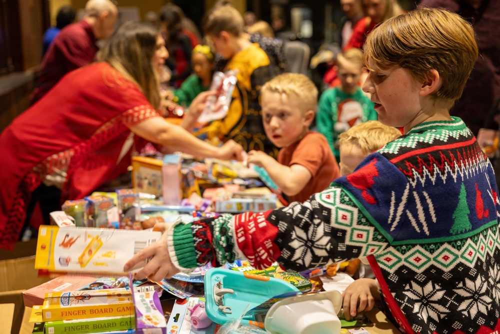 1st SFC (A) Hosts a Holiday Party