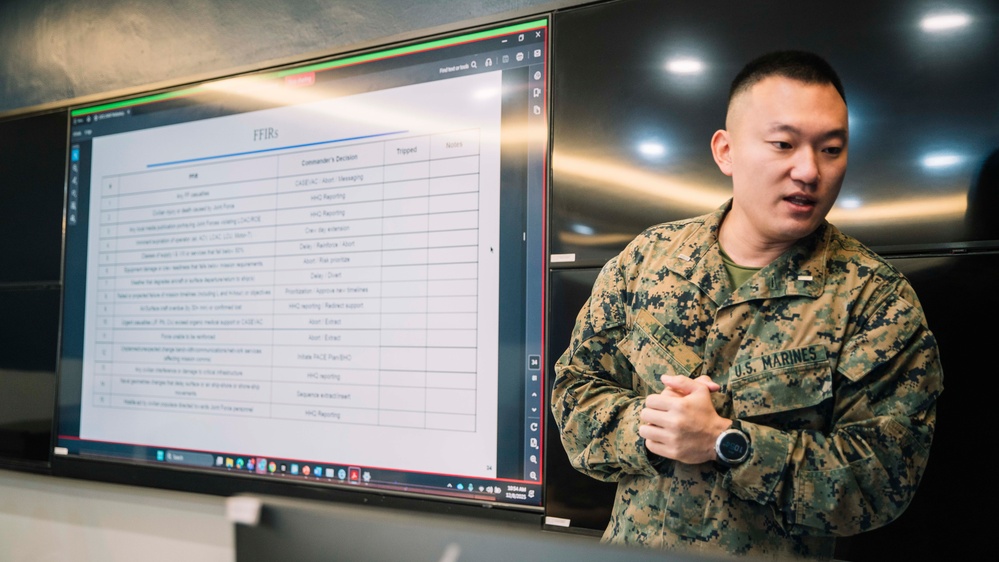 MRF-SEA Marines, Royal Malaysian Armed Forces Continue Rapid Response Planning Process during CARAT Malaysia 2025