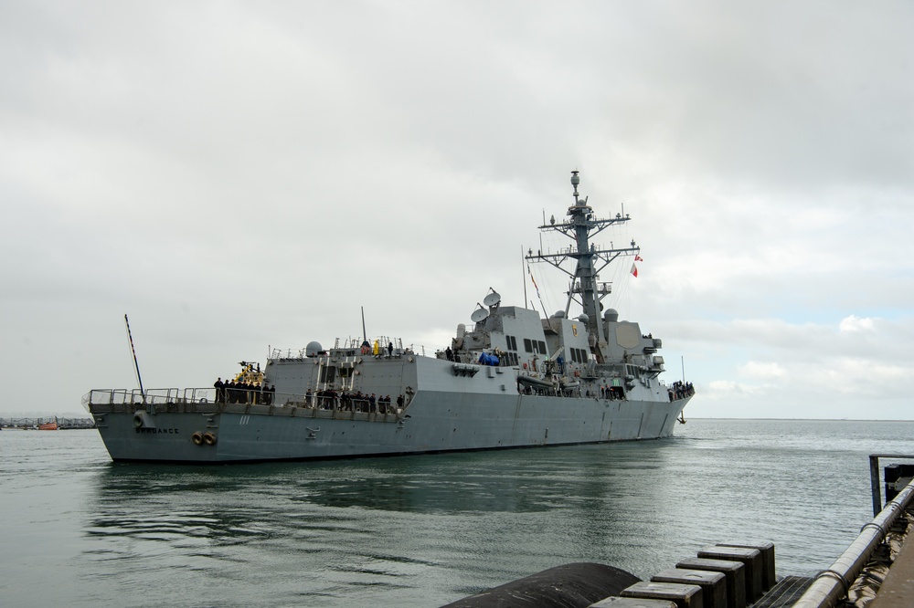 USS Spruance (DDG 111) Underway