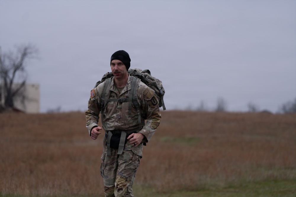 CPT William Moorhead finishes Norwegian foot march