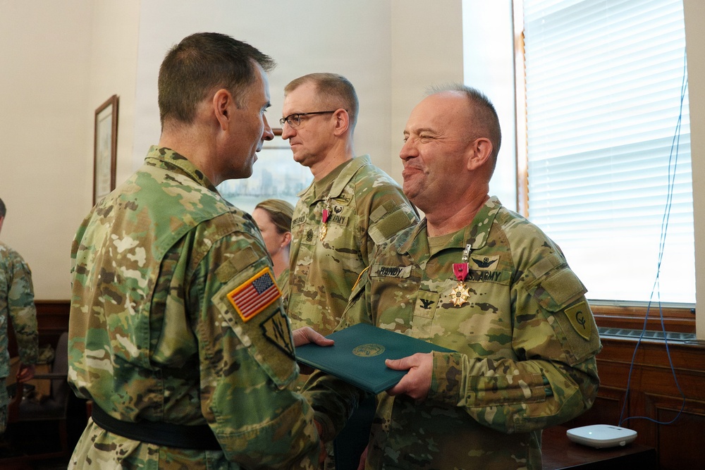 38th ID command team recognized for meritorious service during overseas deployment
