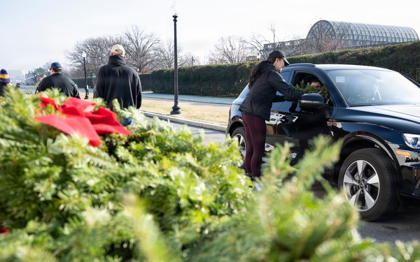2025 Wreaths Across America Family Pass Holder Day