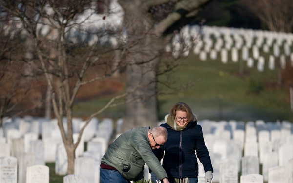 2025 Wreaths Across America Family Pass Holder Day