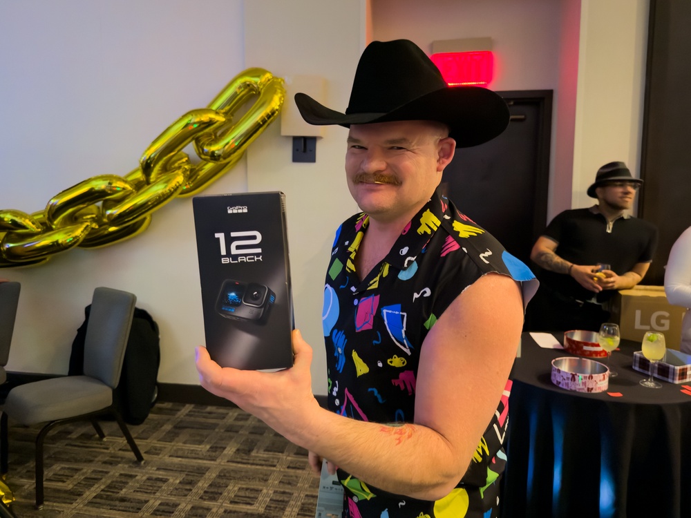 SWESC Morale, Welfare, and Recreation Hosts 2025 '90s-themed Holiday Party