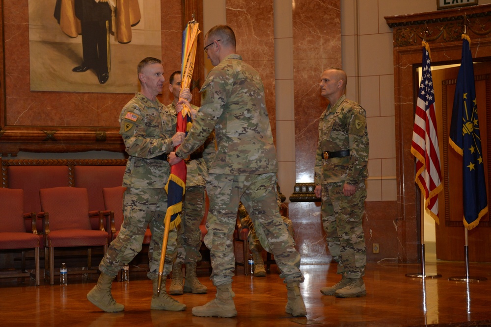 38th ID changes commander during ceremony at the Indiana War Memorial