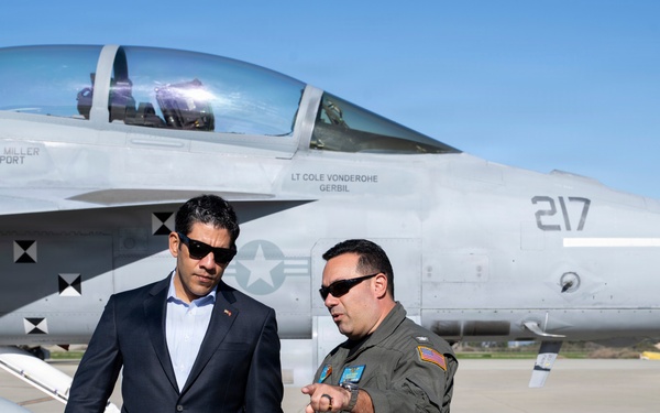 SW Tours NAWCWD, Defense Companies, Delivers RNDF Keynote Address