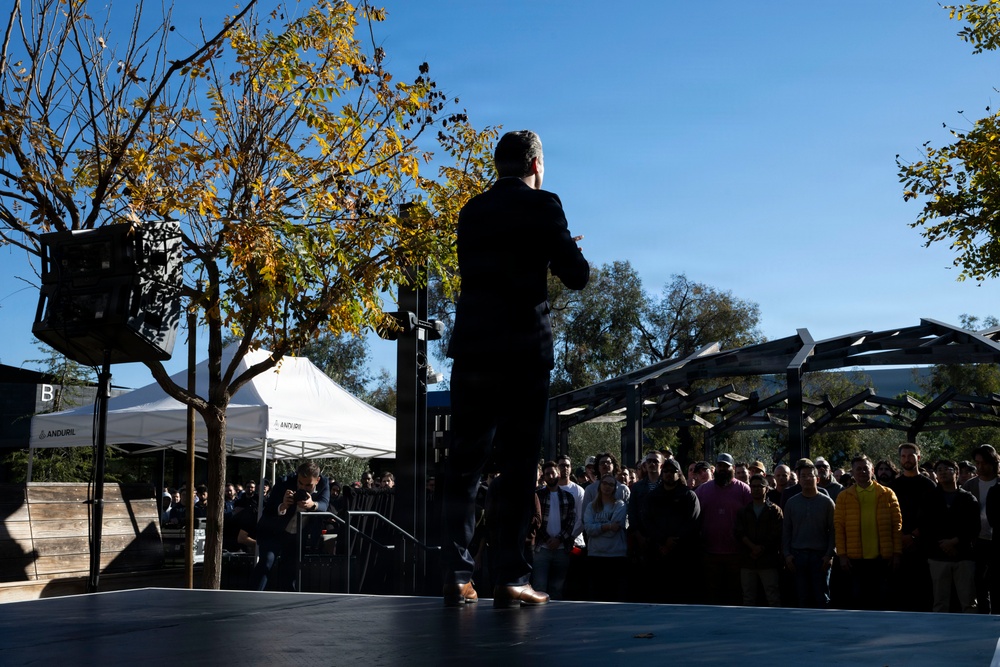 SW Tours NAWCWD, Defense Companies, Delivers RNDF Keynote Address