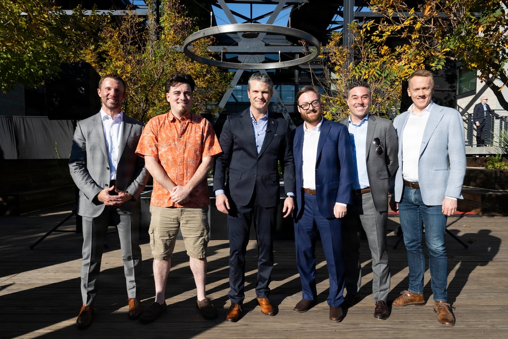 SW Tours NAWCWD, Defense Companies, Delivers RNDF Keynote Address