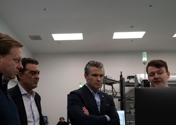 SW Tours NAWCWD, Defense Companies, Delivers RNDF Keynote Address