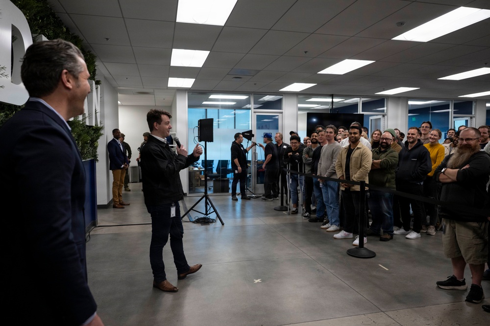 SW Tours NAWCWD, Defense Companies, Delivers RNDF Keynote Address