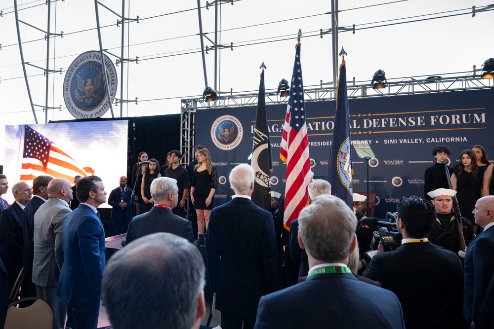 SW Tours NAWCWD, Defense Companies, Delivers RNDF Keynote Address