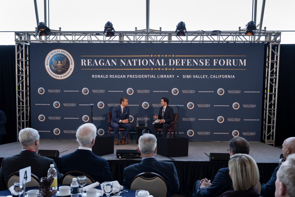 SW Tours NAWCWD, Defense Companies, Delivers RNDF Keynote Address