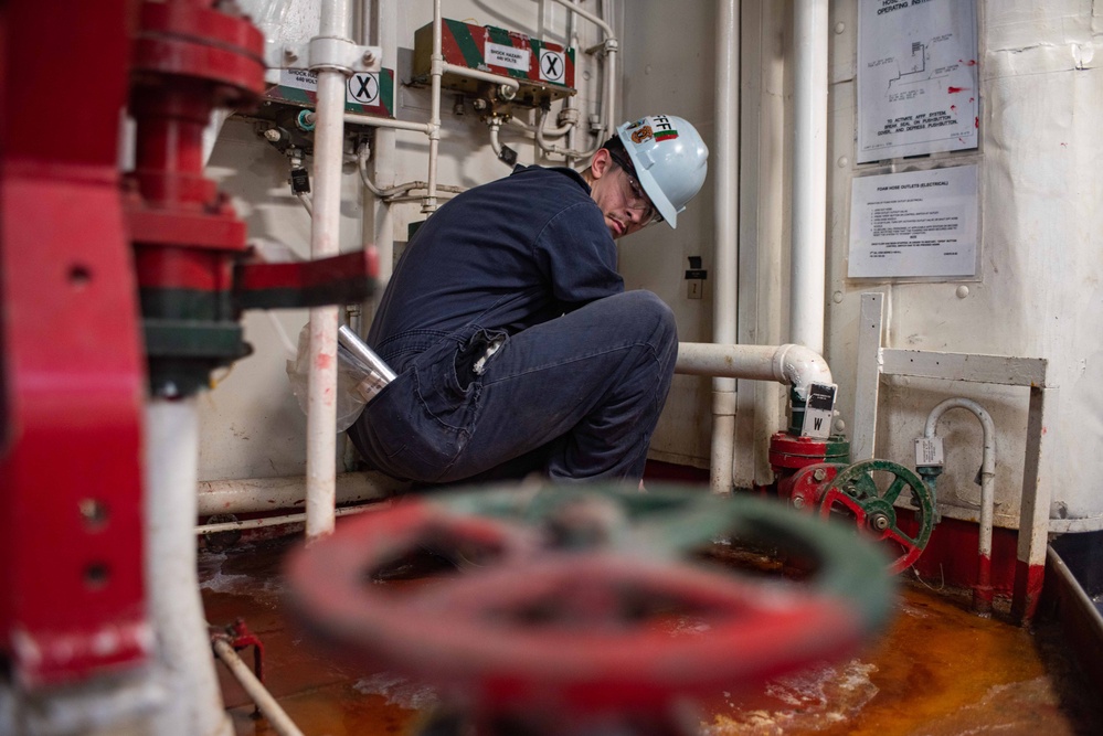 Ronald Reagan Sailors Work Hard During Maintenance Period