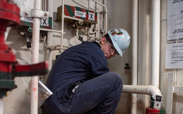 Ronald Reagan Sailors Work Hard During Maintenance Period