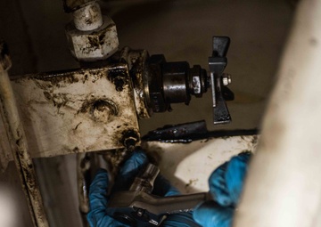 Ronald Reagan Sailors Work Hard During Maintenance Period