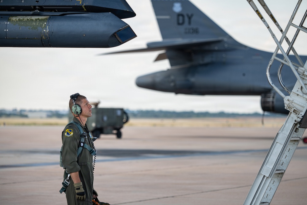 7th Bomb Wing Airmen sharpen combat airpower