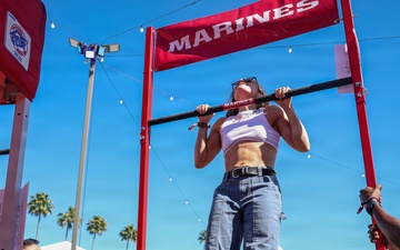 Recruiting Station Orlando Takes On Vans Warped Tour!